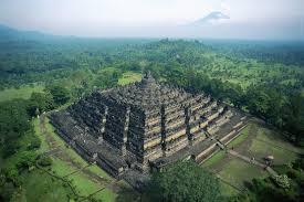 Berlibur ke Candi Yang Ada di Indonesia